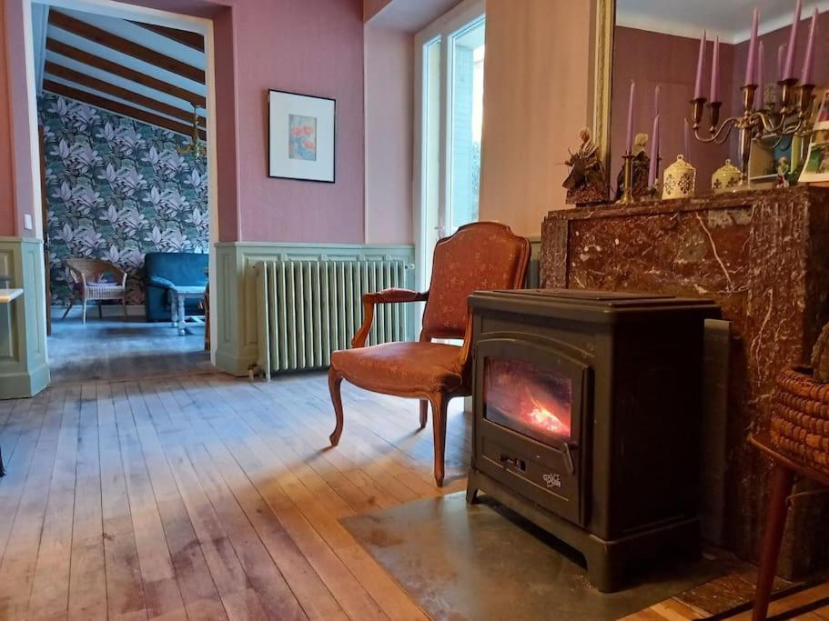 Maison Violette En Berry Aigurande Esterno foto
