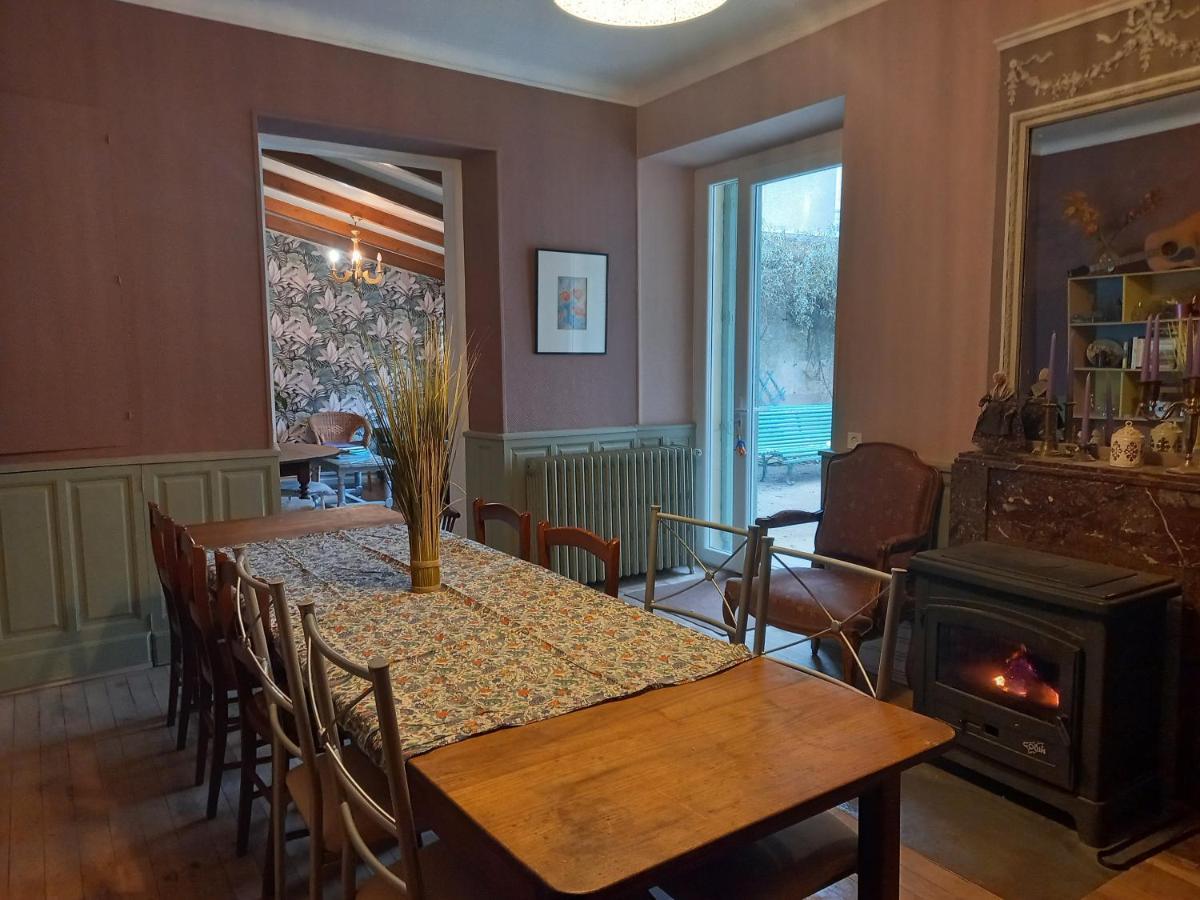Maison Violette En Berry Aigurande Esterno foto