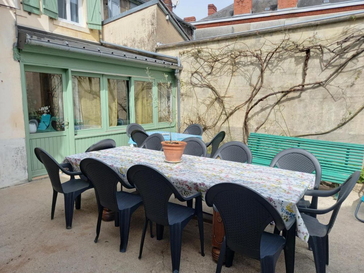 Maison Violette En Berry Aigurande Esterno foto