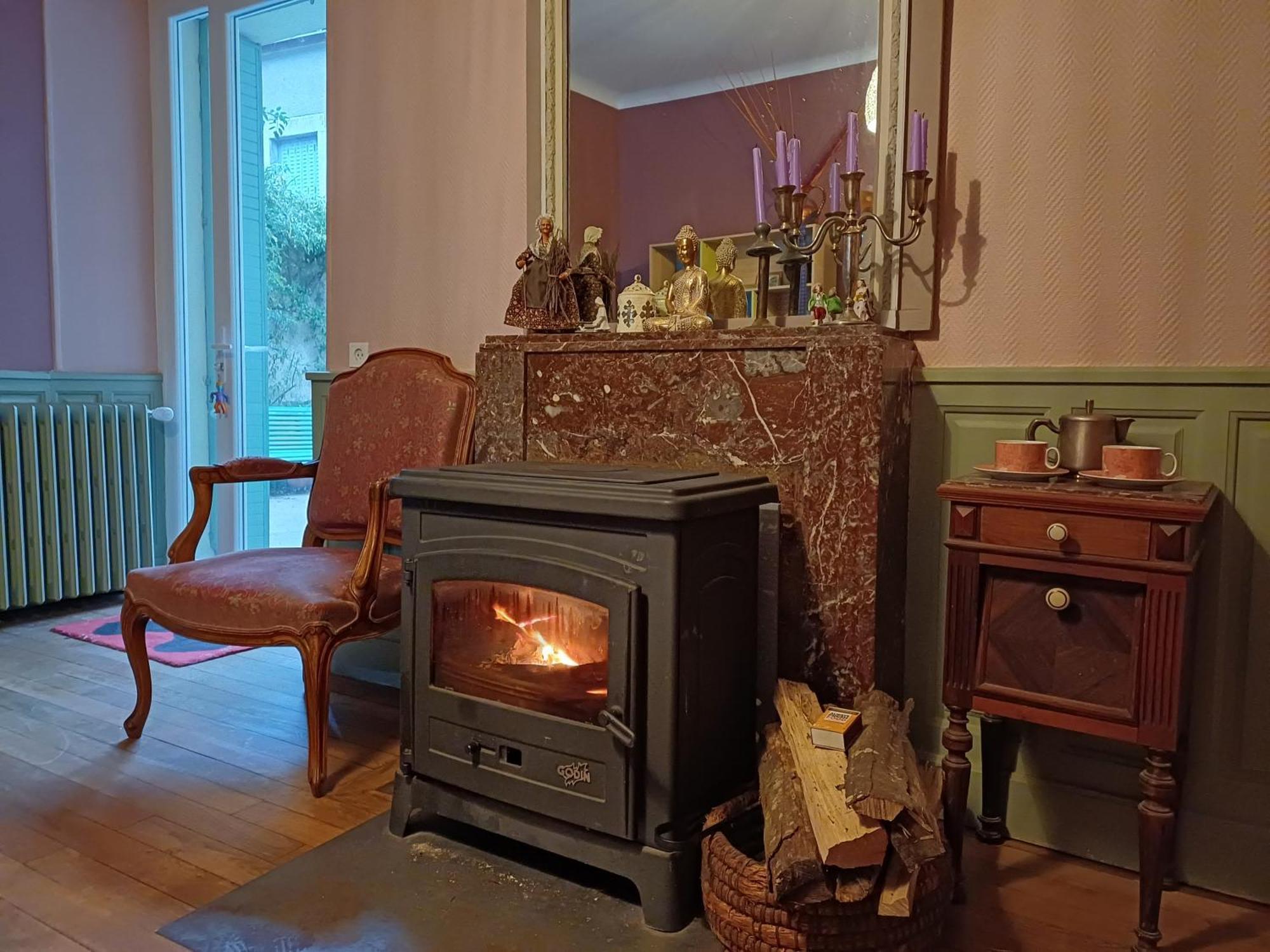 Maison Violette En Berry Aigurande Esterno foto
