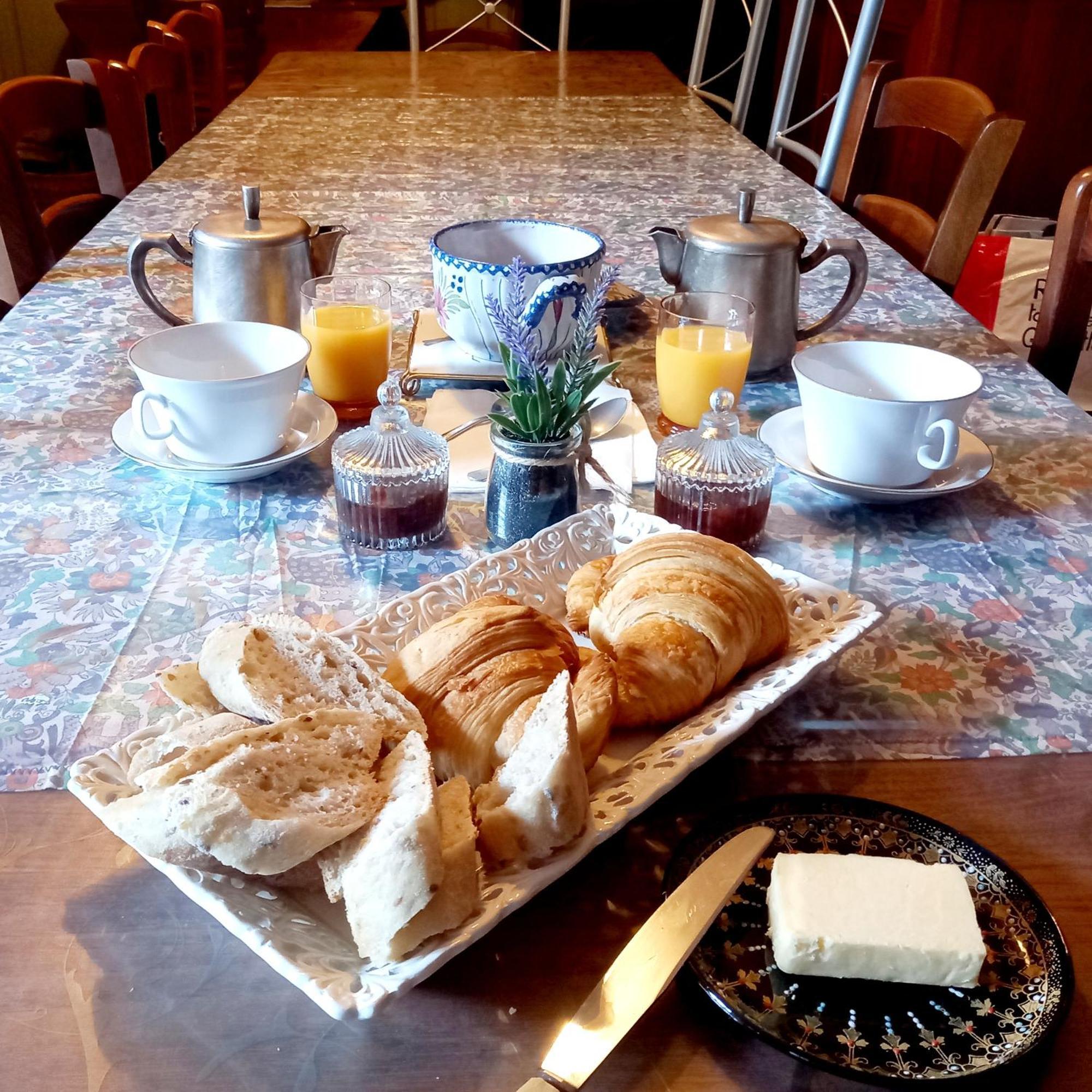 Maison Violette En Berry Aigurande Esterno foto